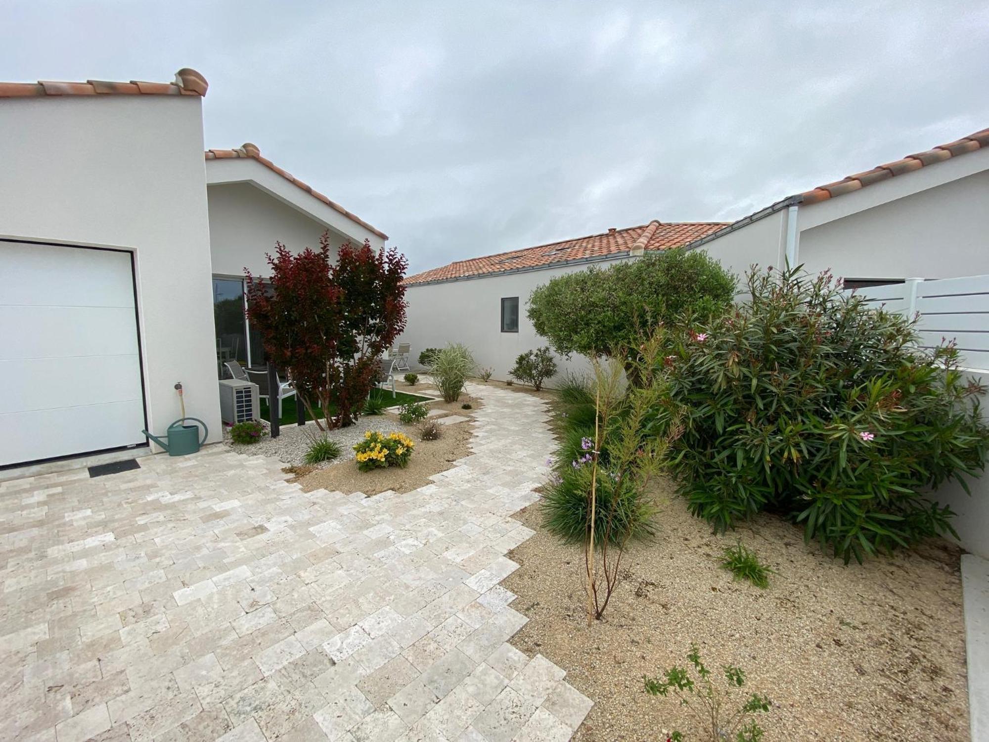 Maison Neuve Zone Coulee Verte Menant A L'Ocean Saint Gilles Croix de vie Eksteriør billede